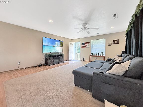 5th image of 98557 Woodriff Ln