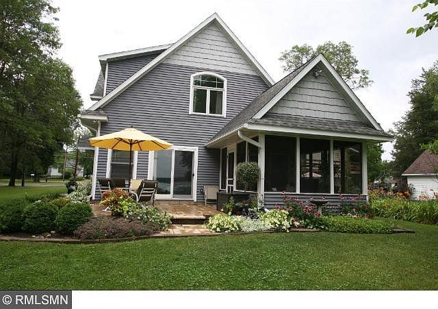 1st image of 807 N Shore Dr
