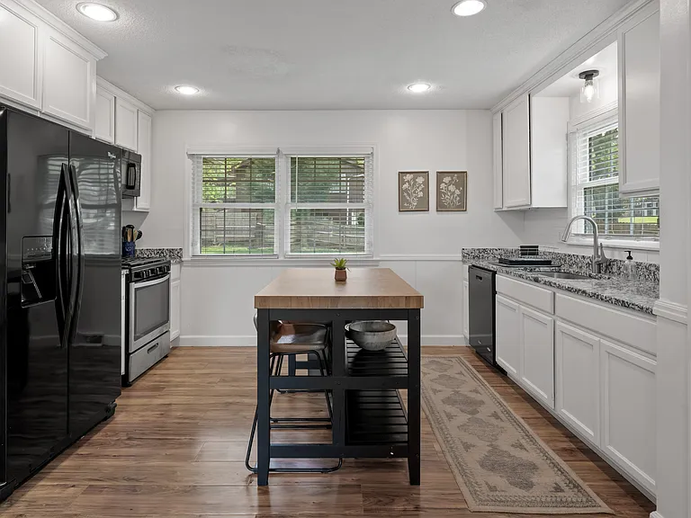 3601 Bridge Manor Dr — Photo 12