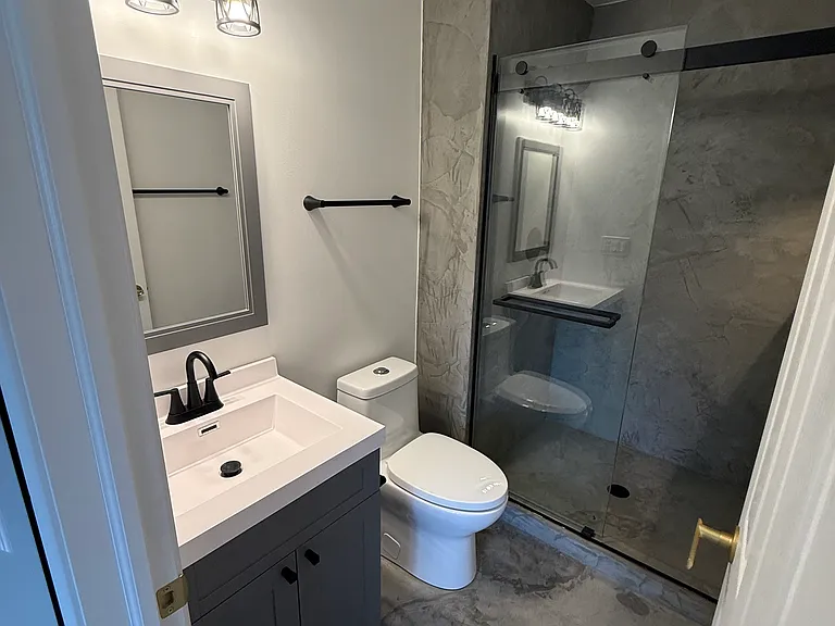 645 Cary Woods Cir — Photo 9