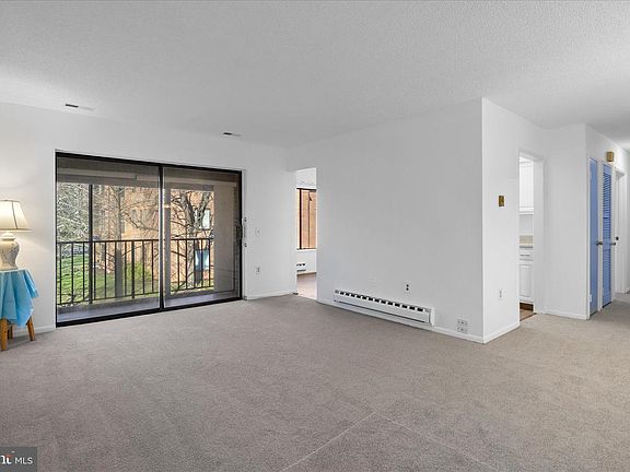4th image of 15300 Pine Orchard Dr #85-2H