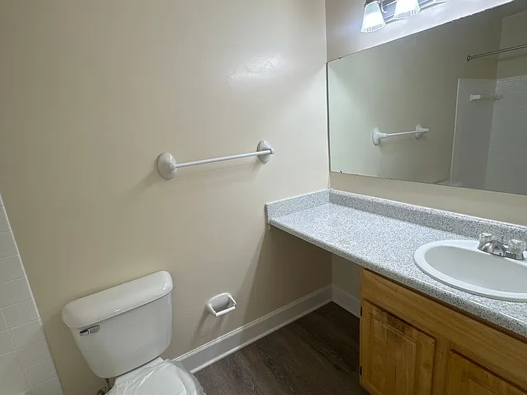 3331 Hewitt Ave #1 — Photo 16