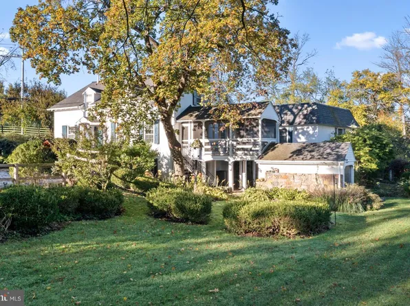 135 Valley Park Rd, Phoenixville, PA 19460
