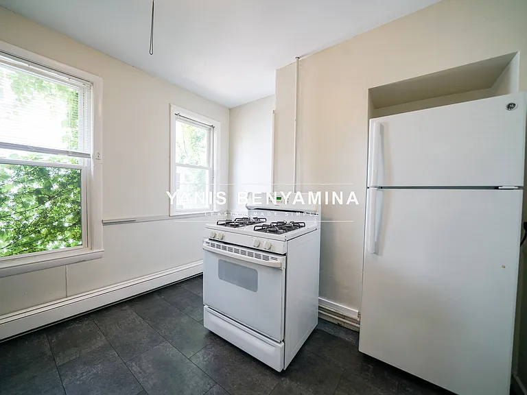 503 Franklin St #2 — Photo 3
