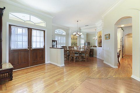 3rd image of 3162 Shoreline Dr