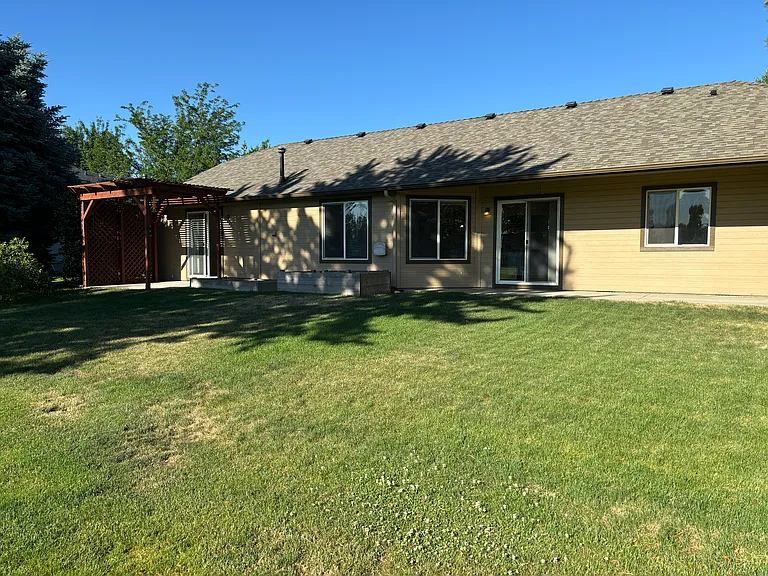 2566 N Sea Cove Way — Photo 3