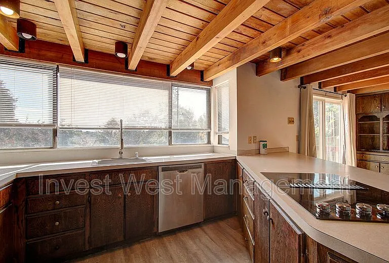16103 NE 33rd Ave — Photo 7