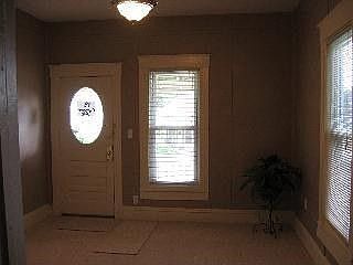 4th image of 18 Groom Ave