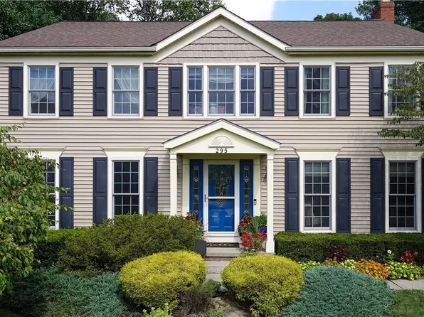 295 S Pine Ct, Aurora, OH 44202