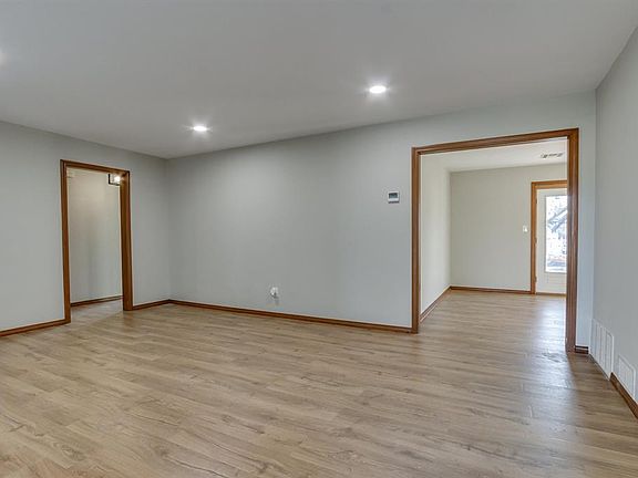 3rd image of 4208 NW 43rd St