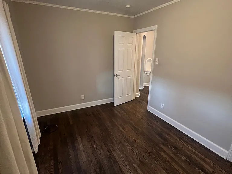 18033 Northlawn St #2 — Photo 8