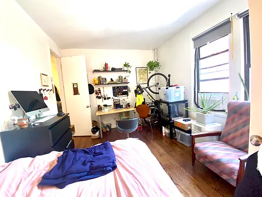 Rented by Lang Realty LLC | media 18