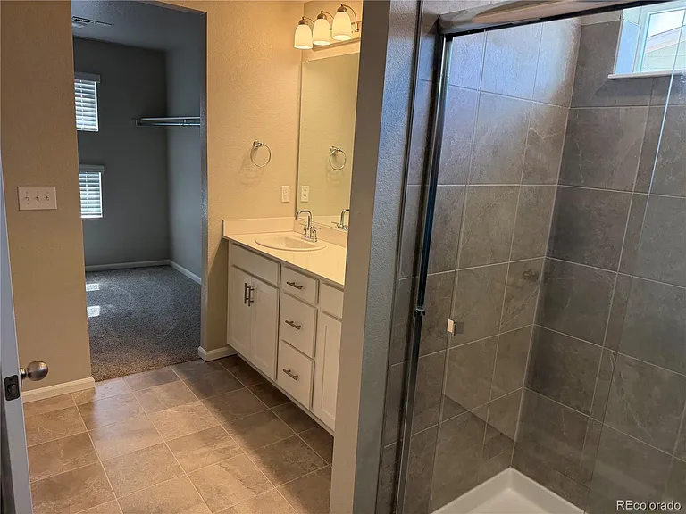 13935 Vispo Way — Photo 4