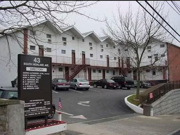 2nd image of 43 S Highland Ave APT 9