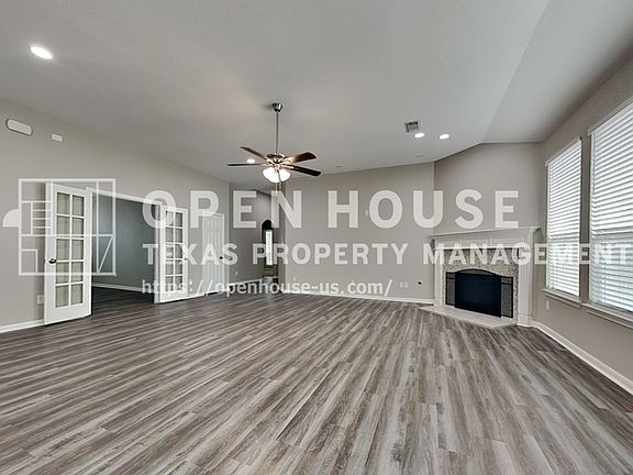 3rd image of 9435 Edgeloch Dr