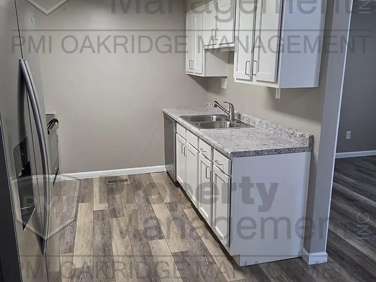 1256 Heritage Dr — Photo 7
