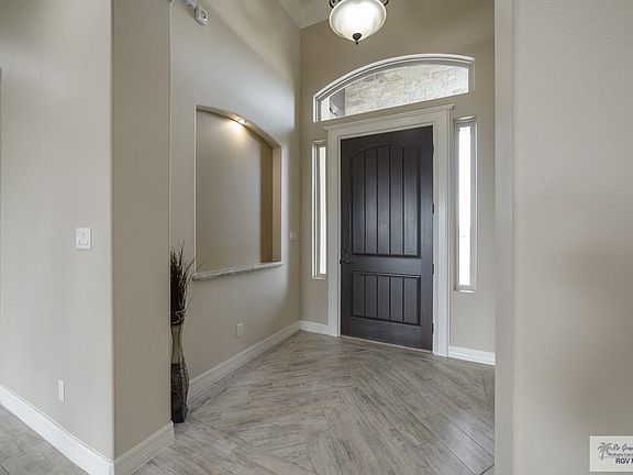 4th image of 209 Green Jay Ct