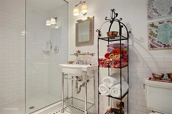 Sold by Corcoran | media 15