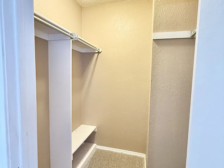 1334 Eastgate Dr #1 — Photo 21