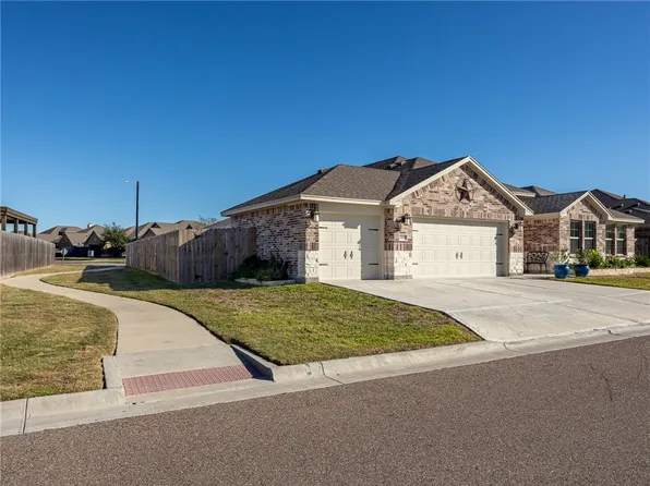 7938 Rancho Vista Blvd E, Corpus Christi, TX 78414