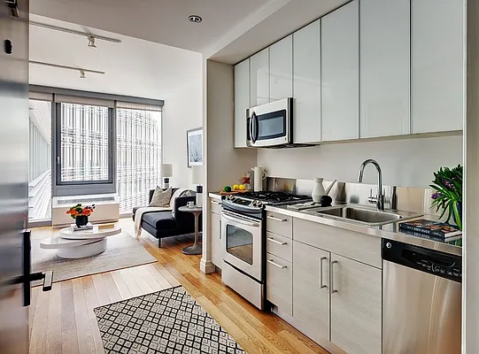 Rented by Two Trees | media 28