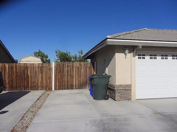 3rd image of 13191 Quiet Canyon Dr
