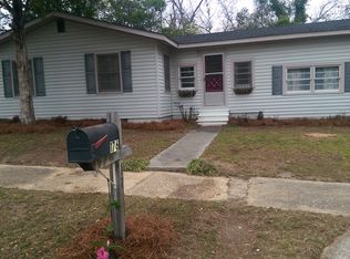 176 Huckabee St, Mc Rae, GA 31055