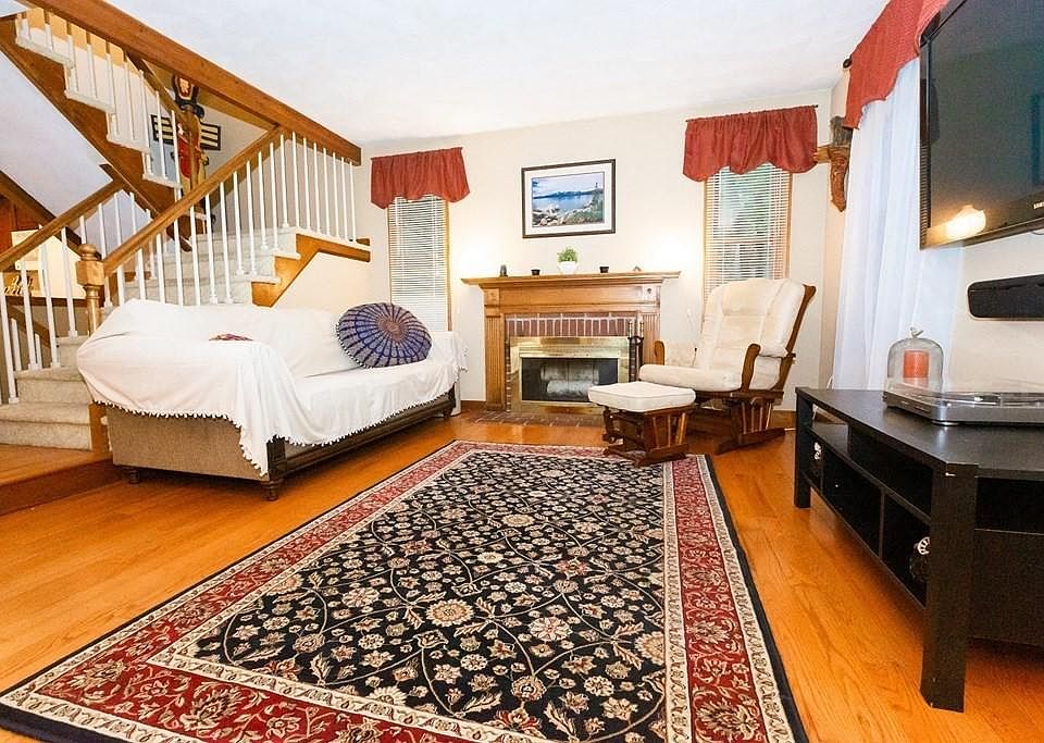 1st image of 600 Wellman Ave #600