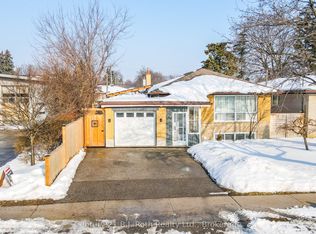 156 The Westway, Toronto, ON M9P2C1