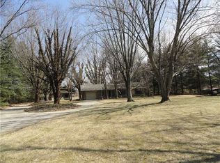 3055 Mullinix Rd, Greenwood, IN 46143