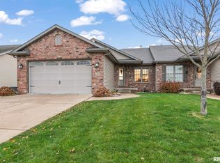 2703 Rutherford Trek, Springfield, IL 62711