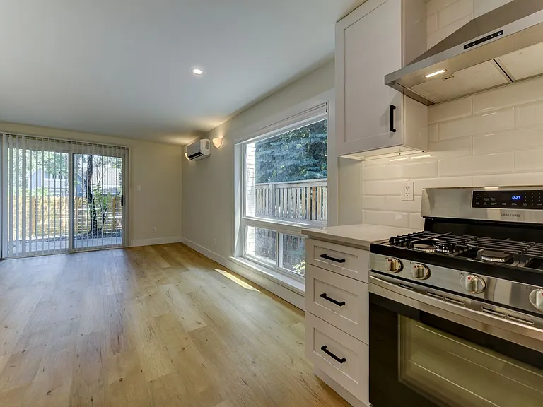 616 Marine St. — Photo 10