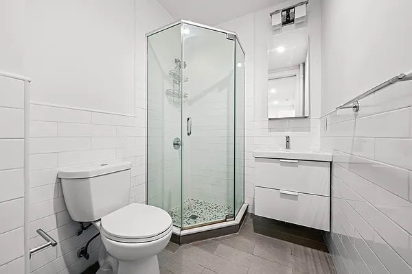 Rented by REAL New York | media 9