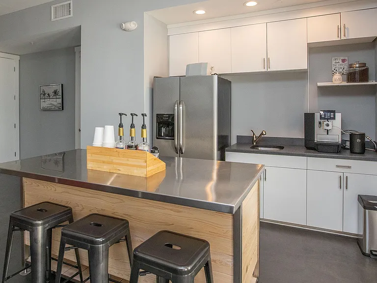 Braxton Place — Photo 18