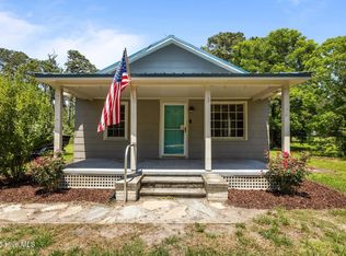 158 Channel Rock Road, Beaufort, NC 28516