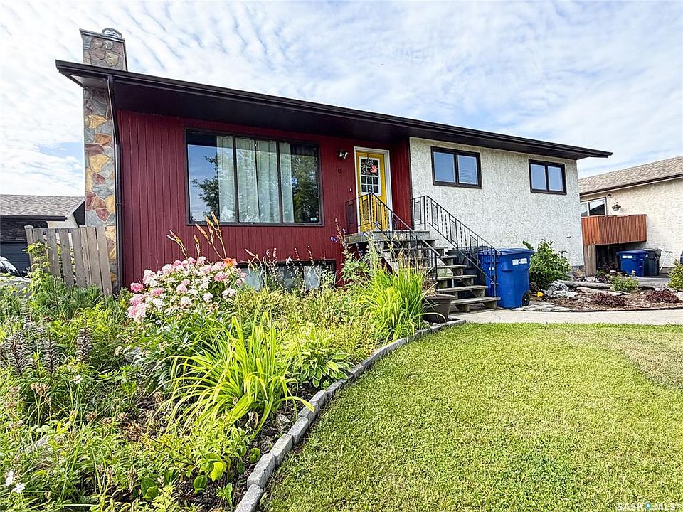 1st image of 48 Dunfield CRESCENT