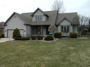 850 Fairfield Dr, Youngstown, OH