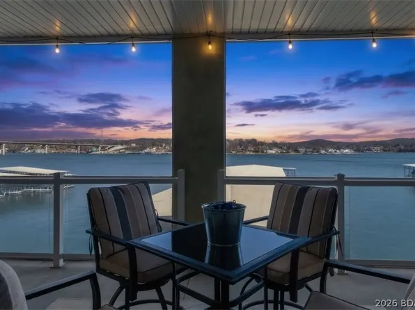 230 Plaza Gardens Ct Unit 2C, Camdenton, MO 65020