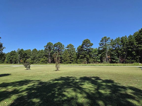 3rd image of 28 Catholic Point Rd