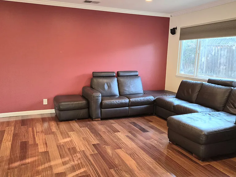 4433 Hendrix Ct — Photo 10