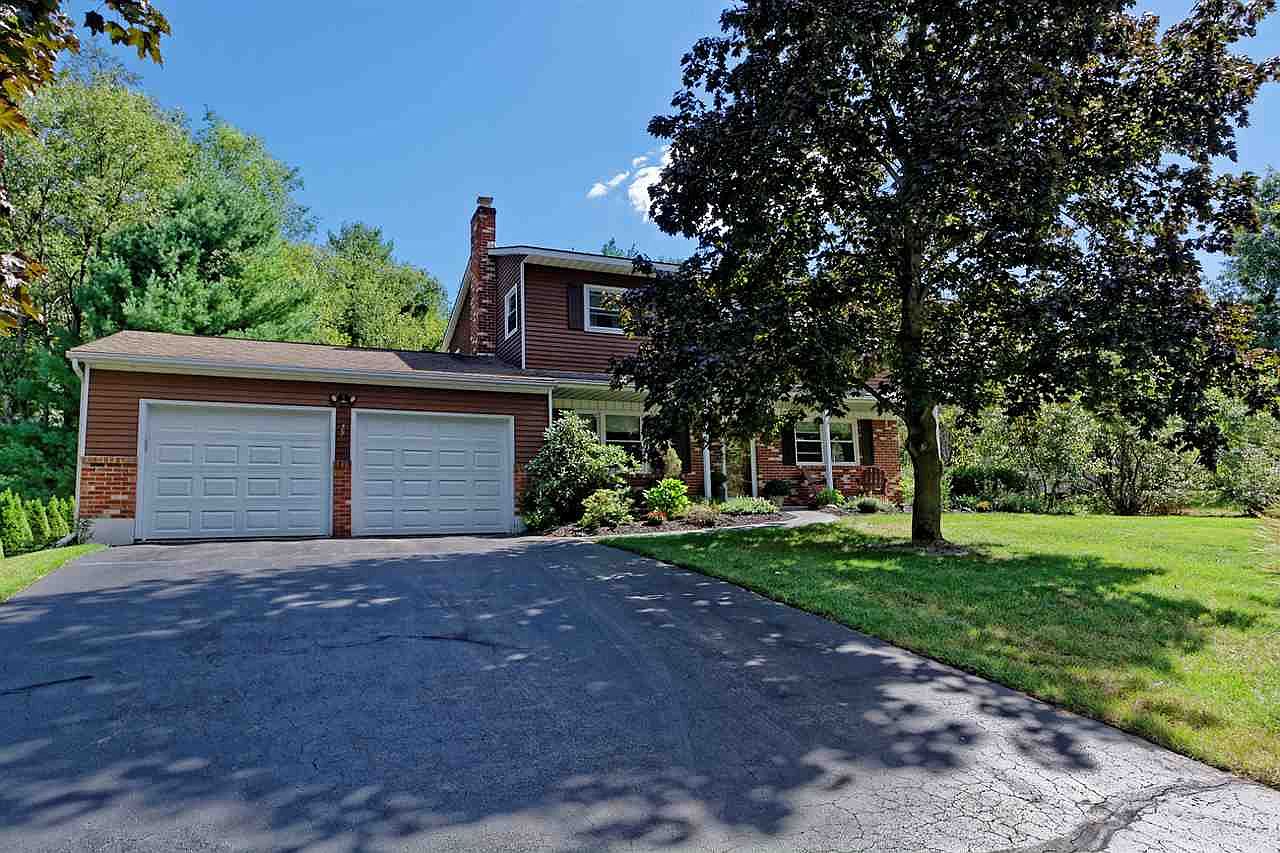 75 Appletree Ln, Clifton Park, NY 12065 Zillow