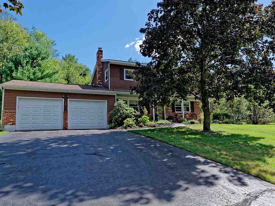 1st image of 75 Appletree Ln