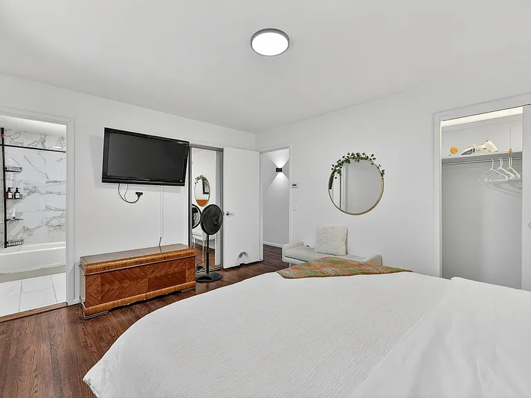 7107 Carriveau Ave NE — Photo 15