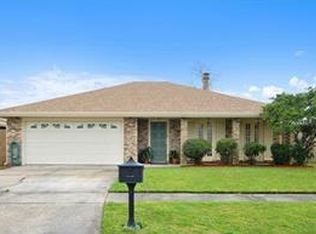 1725 Longbridge Dr, Marrero, LA 70072