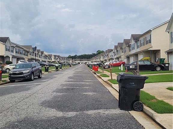 2nd image of 748 Georgetown Ct