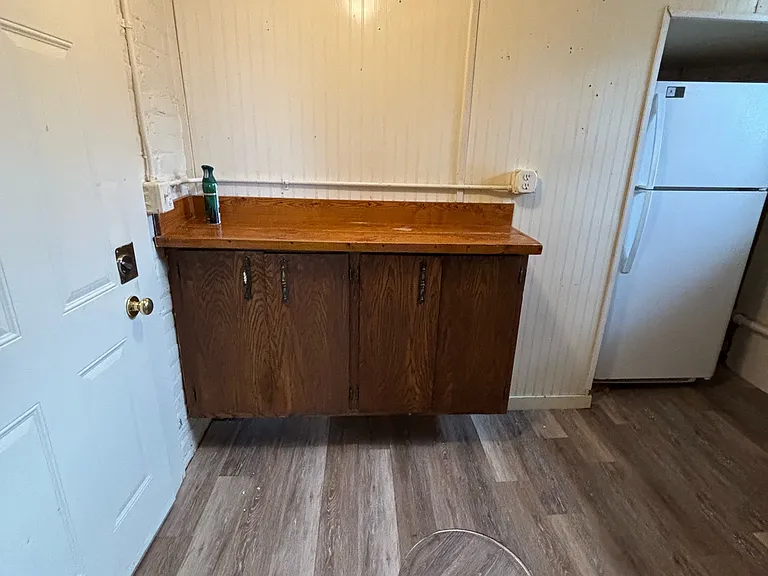 120 W 3rd St #8 — Photo 3