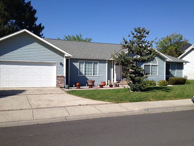 1st image of 609 SE Mockingbird Dr