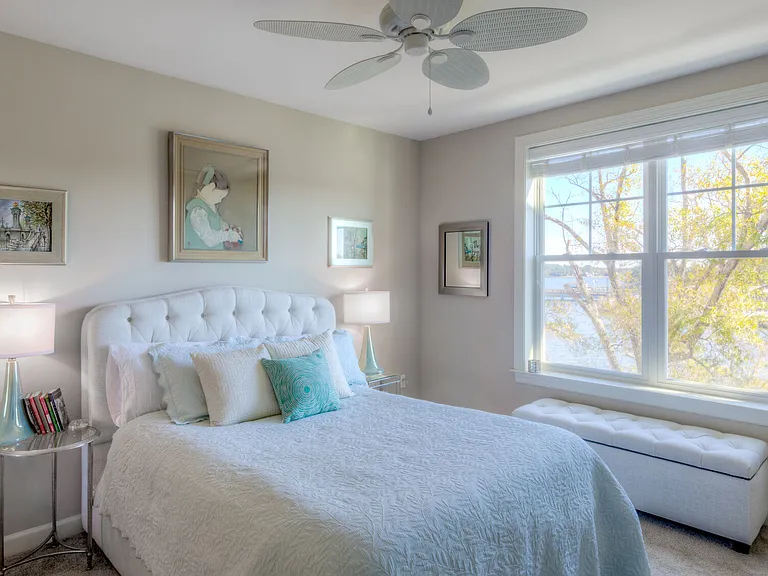 Covepointe at the Landings — Photo 8