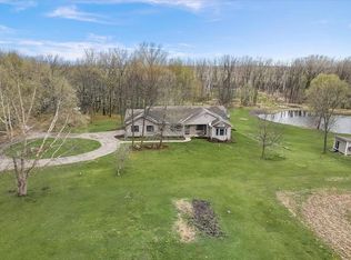 1486 Hammond Rd, Edgerton, WI 53534