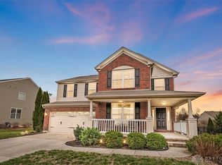 702 Quill Rd, Dayton, OH 45430